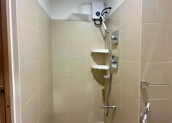 Hotel Mall Of Near Airport *